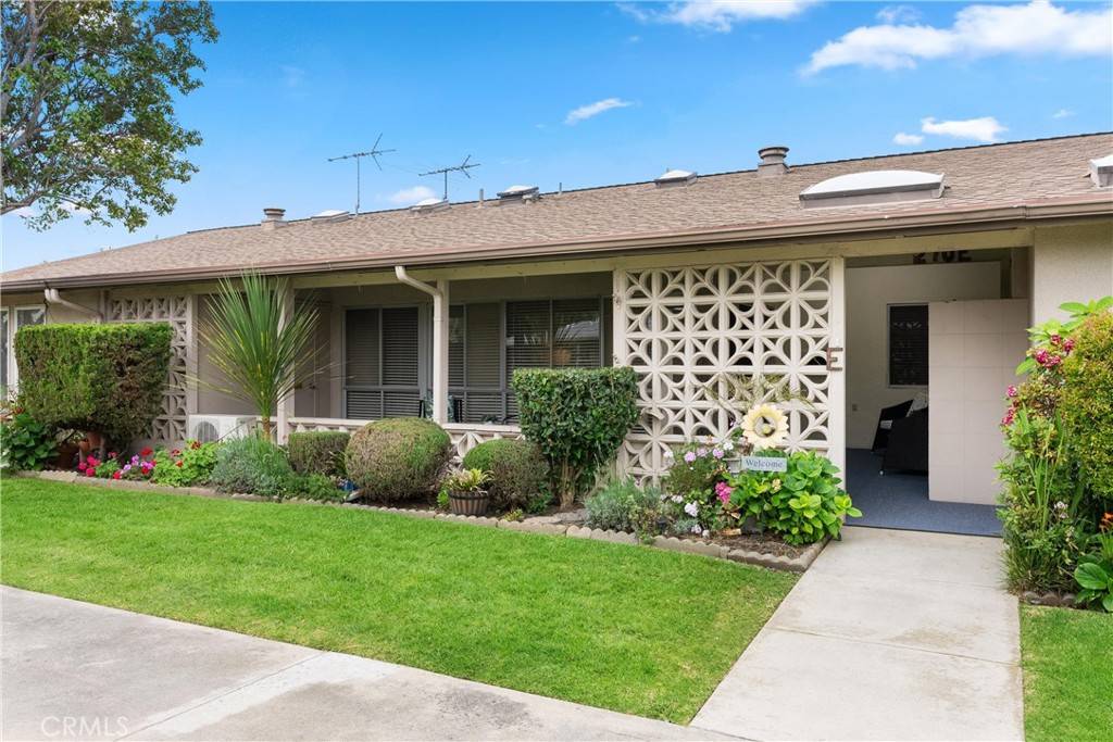 1540 Northwood Road #270E, Seal Beach, CA 90740
