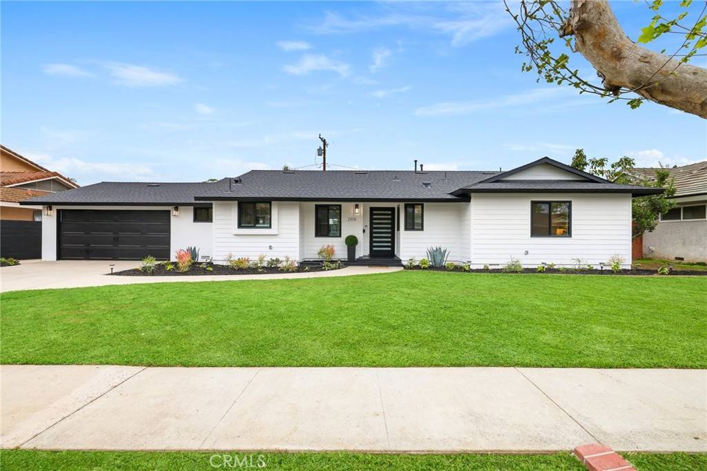Santa Ana, CA 92706,2104 N Greenbrier ST