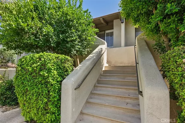 Palm Springs, CA 92262,1150 E Amado RD #17B2