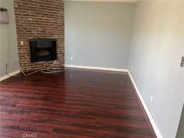 9633 Juniper AVE #C-3, Fontana, CA 92335
