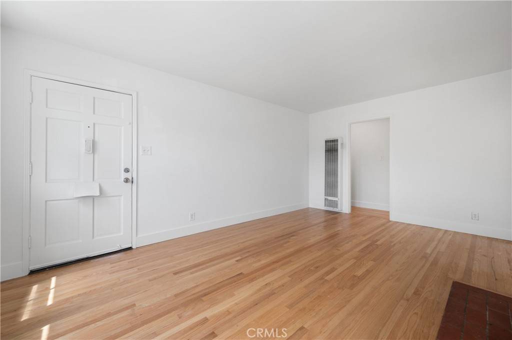 Long Beach, CA 90807,459 E 44th CIR