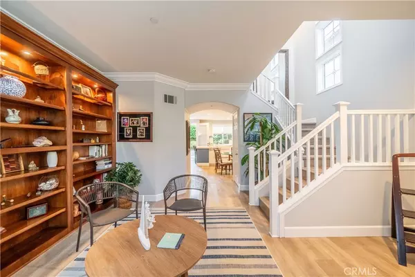Huntington Beach, CA 92649,5181 Foxglove DR
