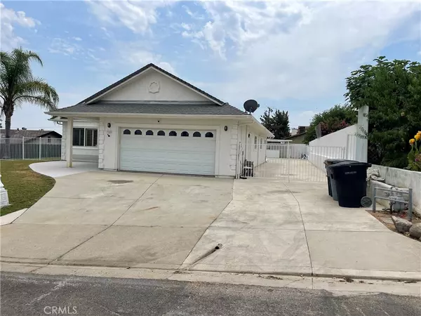 Lake Elsinore, CA 92530,33228 Lime ST