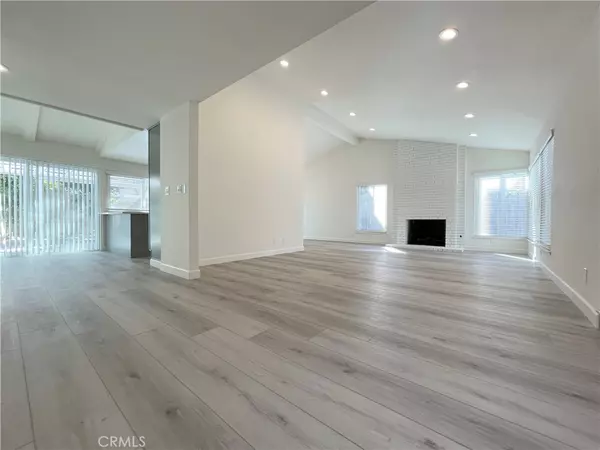 17152 Northfield LN, Huntington Beach, CA 92647