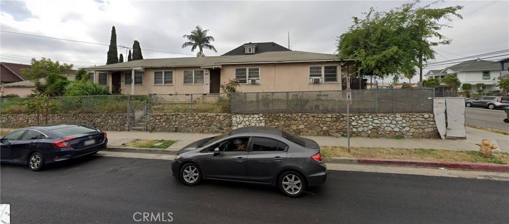 Los Angeles, CA 90023,700 S Chicago ST