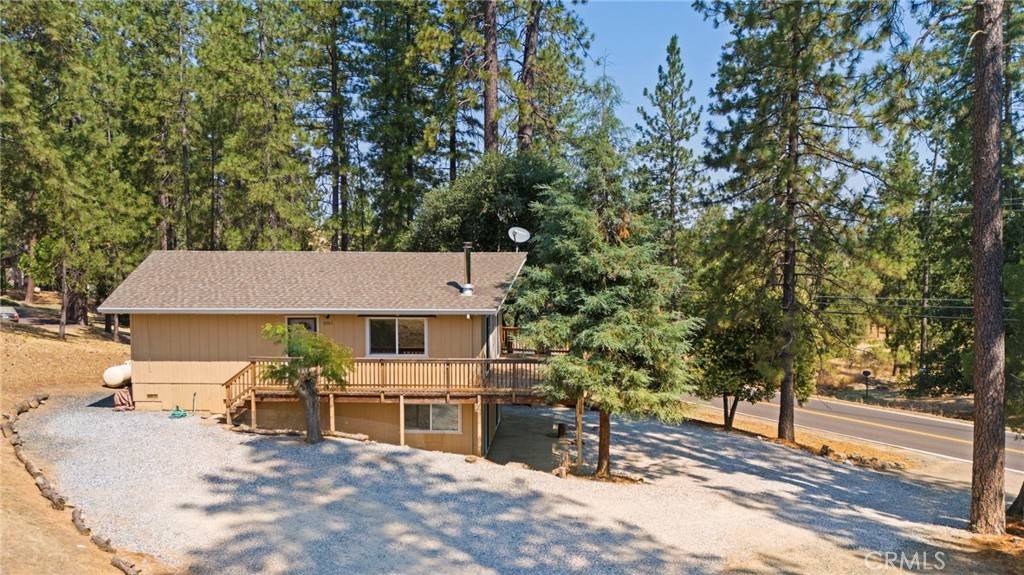 19385 Ferretti RD, Groveland, CA 95321