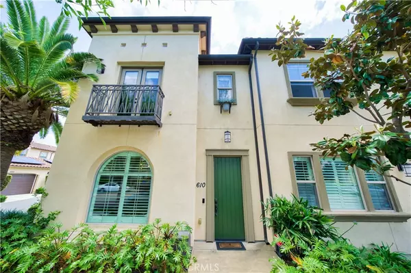 610 E 5th ST,  Santa Ana,  CA 92701