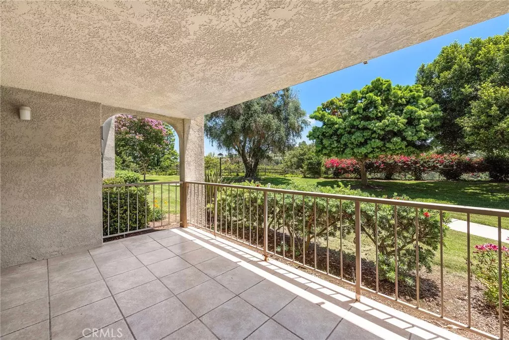 Laguna Woods, CA 92637,3242 San Amadeo #1H