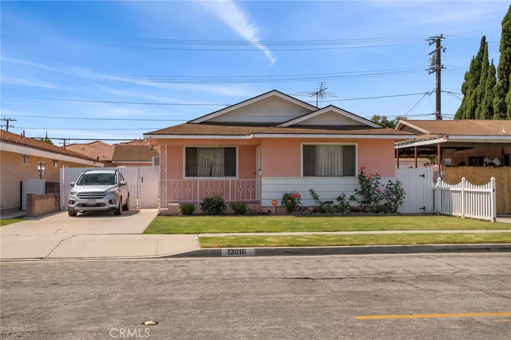 Artesia, CA 90701,12016 186th ST
