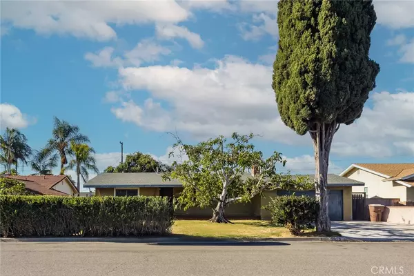 Anaheim, CA 92804,2879 W Lynrose DR