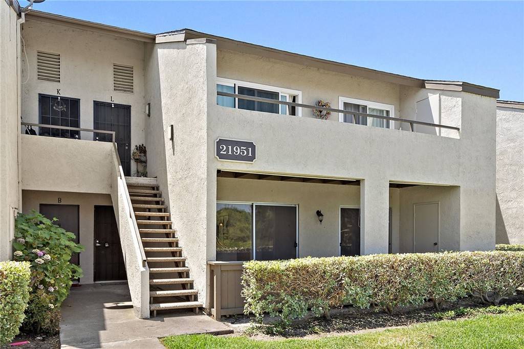 21951 Rimhurst Drive #C, Lake Forest, CA 92630