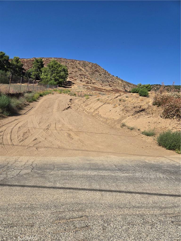 Leona Valley, CA 93551,9197 Northside DR
