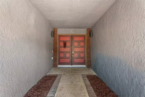 Lake Forest, CA 92630,23405 Devonshire DR