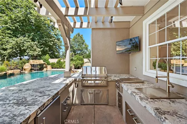 Ladera Ranch, CA 92694,9 Thalia ST