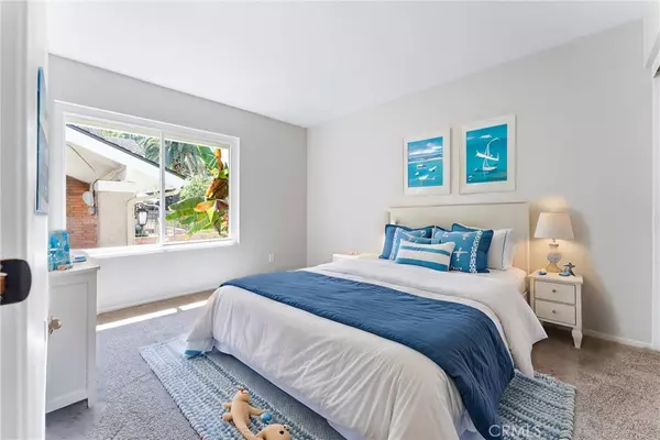 Lake Forest, CA 92630,24326 Twin Lakes LN