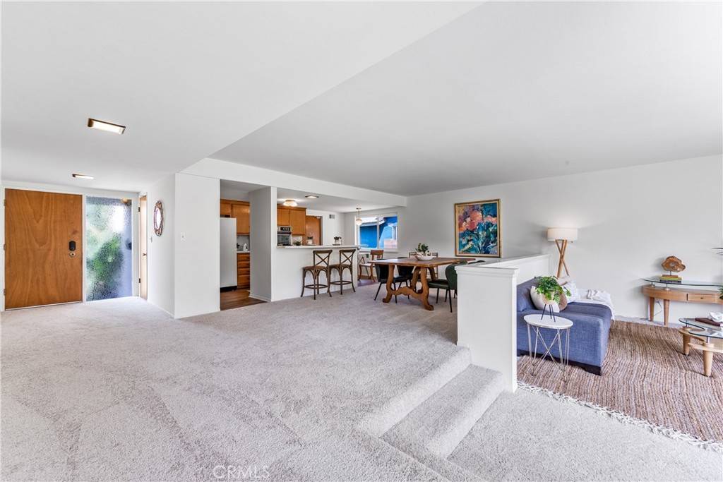 Huntington Beach, CA 92647,16322 Rhone LN