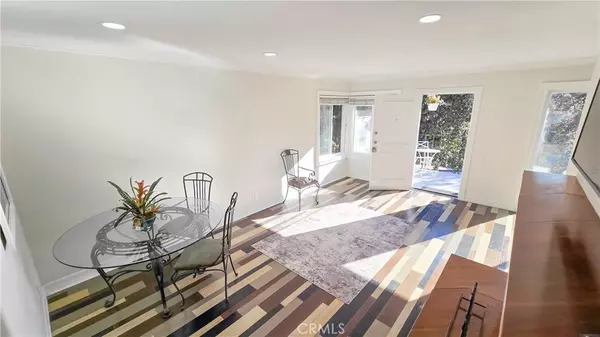 Yorba Linda, CA 92886,20302 #4 Flower Gate LN #4