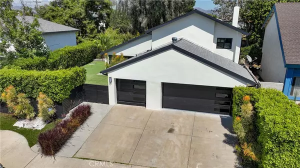 Anaheim Hills, CA 92807,170 N Circulo Robel