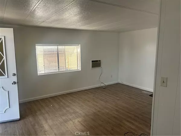 Santa Ana, CA 92704,432 S Harbor Blvd #34