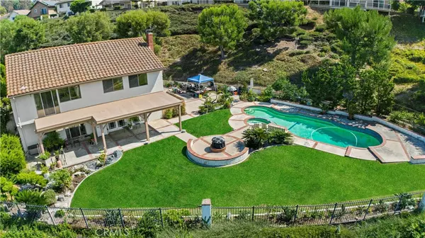 6411 E Shady Valley LN, Anaheim, CA 92807