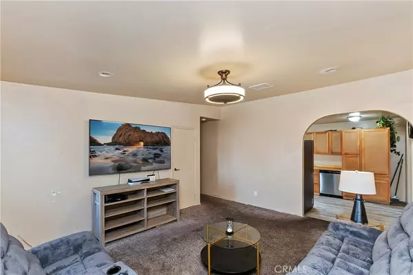 Yucca Valley, CA 92284,6374 Linda Lee DR