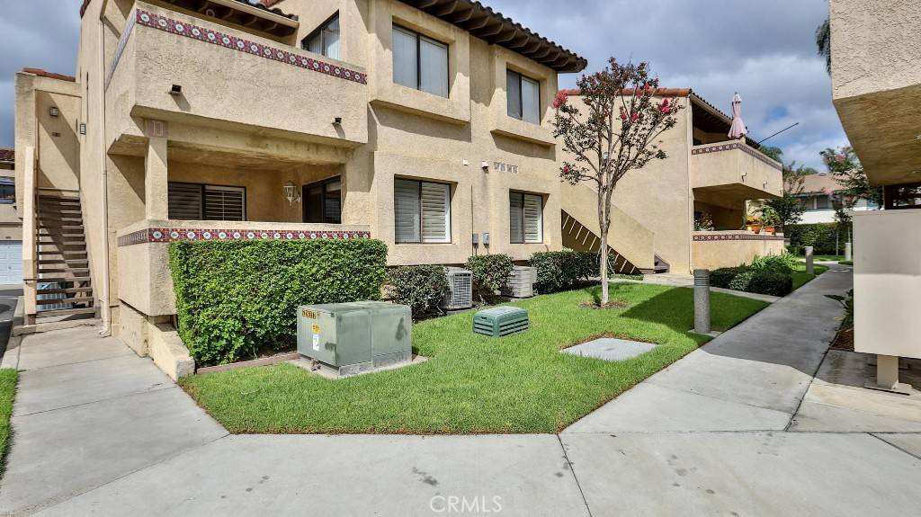 Fountain Valley, CA 92708,17333 Brookhurst ST #D5