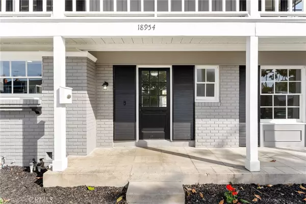 Fountain Valley, CA 92708,18954 Santa Marta ST