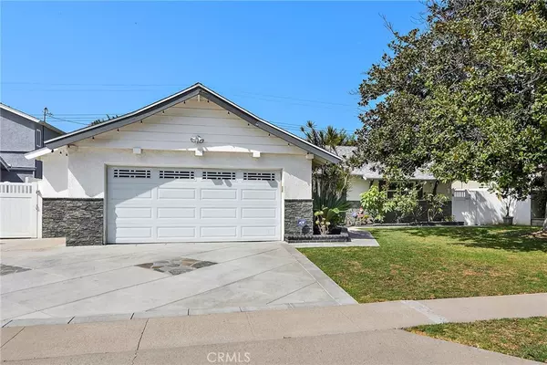Los Alamitos, CA 90720,11351 Cherry ST