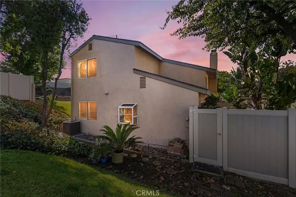 Fullerton, CA 92835,2809 Gingerwood CIR