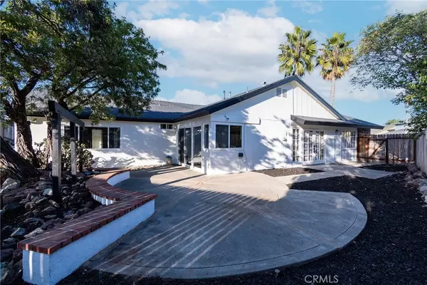 Lake Forest, CA 92630,25672 Williamsburg CT