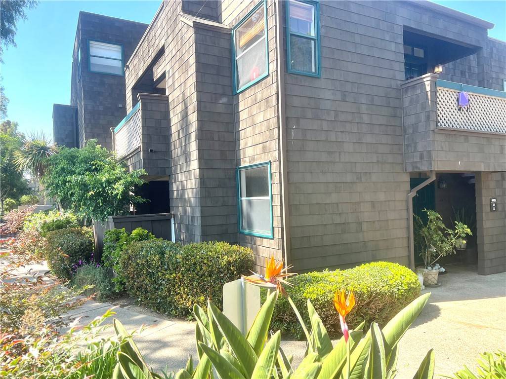 4435 Nobel DR #33, San Diego, CA 92122