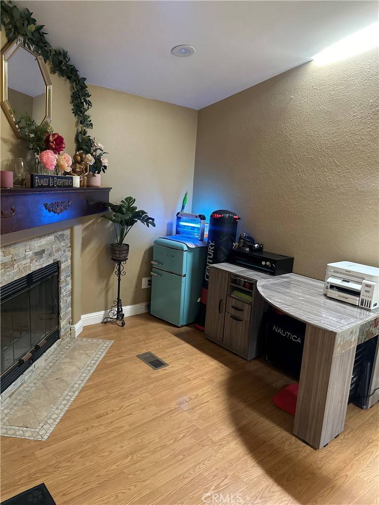 Pacoima, CA 91331,10965 Glenoaks #39