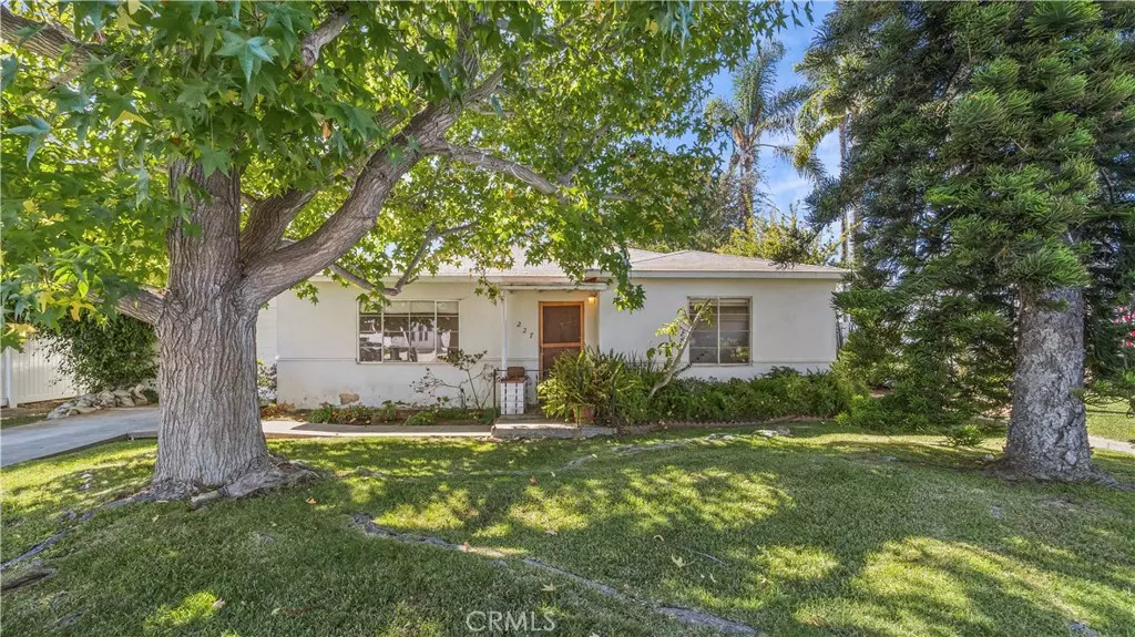227 Palmer ST, Costa Mesa, CA 92627