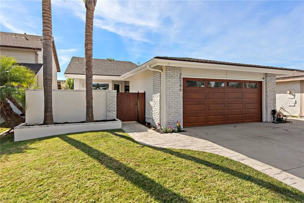 Mission Viejo, CA 92691,25386 Serena CT