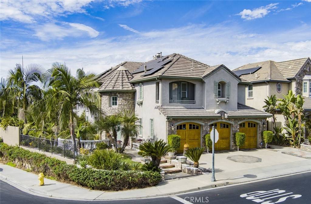 Placentia, CA 92870,505 Lowe DR