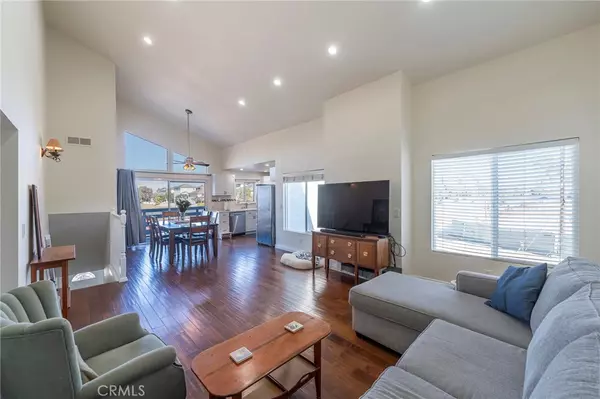 7352 Garfield AVE #A,  Huntington Beach,  CA 92648