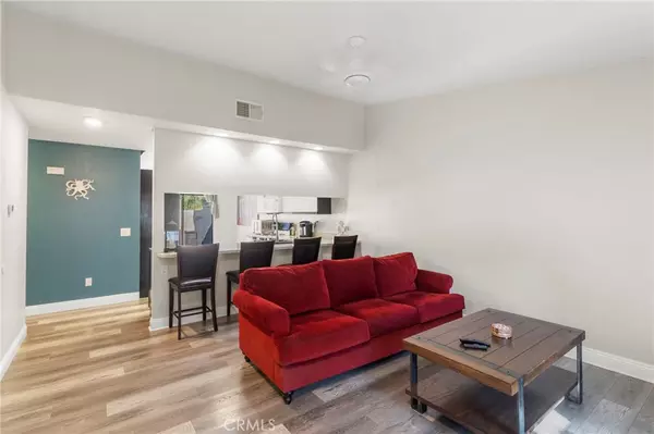 Riverside, CA 92503,9033 Paddington DR