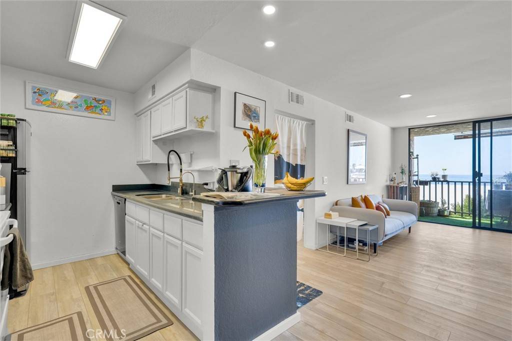 Long Beach, CA 90802,1140 E Ocean BLVD #136