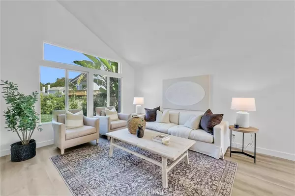 Dana Point, CA 92629,32935 Danaoak