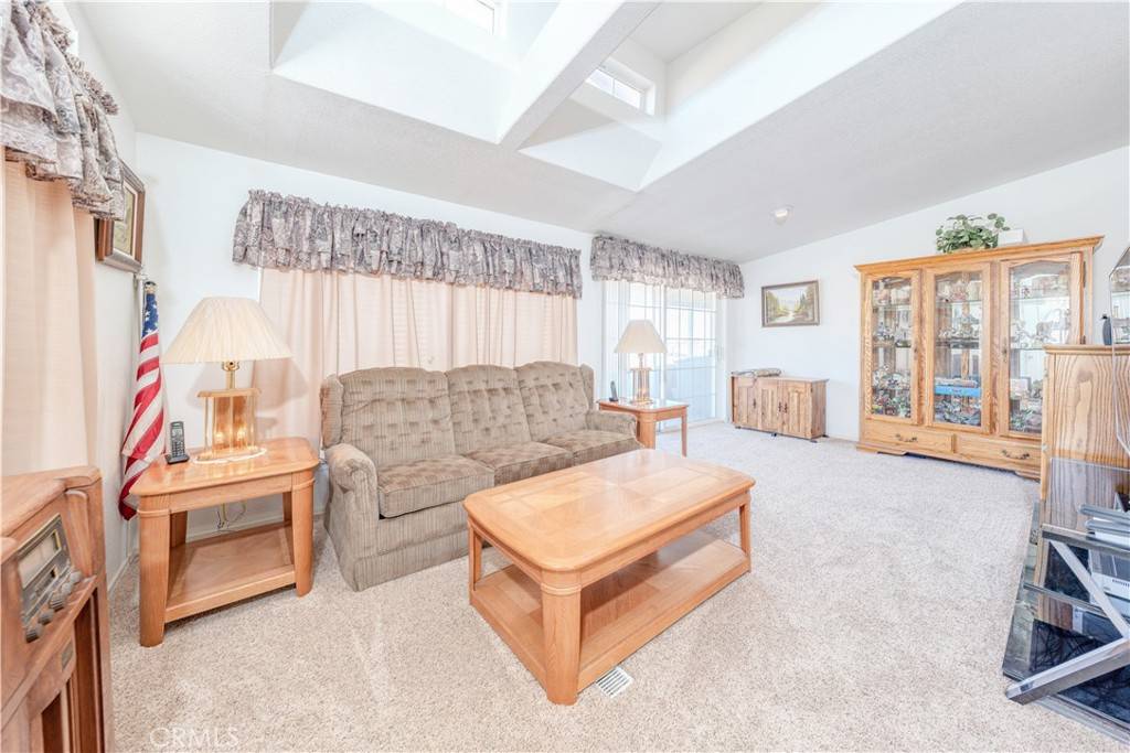 Yucca Valley, CA 92284,7501 Palm AVE #76