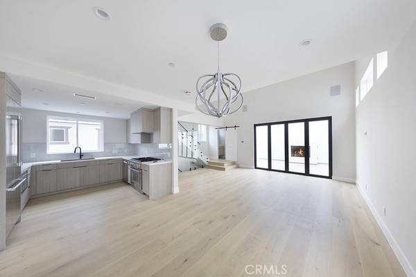 Corona Del Mar, CA 92625,603 1/2 Iris AVE