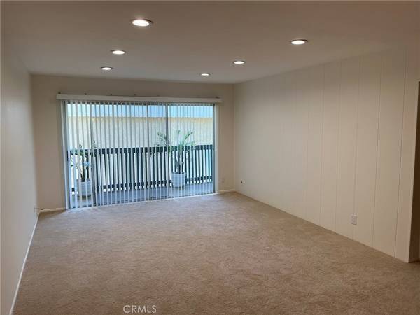 Long Beach, CA 90814,576 N Bellflower BLVD #332