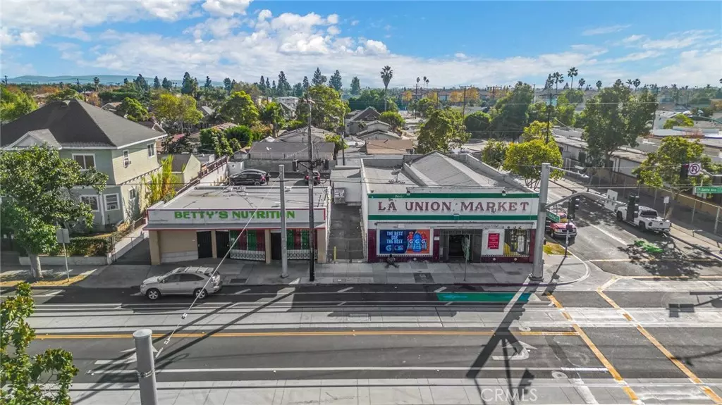 1432 W Santa Ana BLVD, Santa Ana, CA 92703