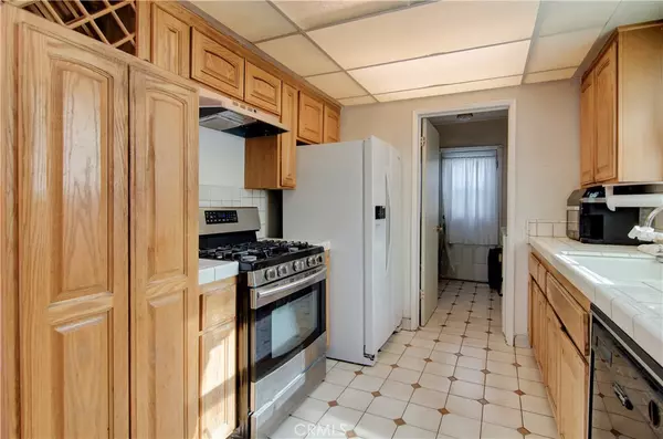 Downey, CA 90242,13422 Barlin Avenue