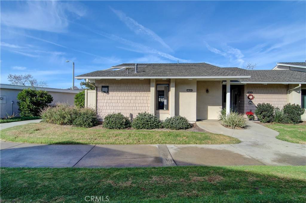 8686 Merced CIR #1010A, Huntington Beach, CA 92646