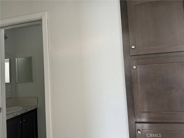 Tustin, CA 92780,130 Serra LN #130