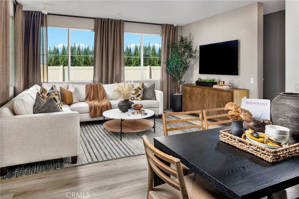 Ontario, CA 91761,4104 S WILDFLAX #97