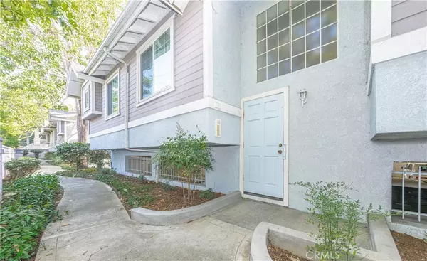Huntington Beach, CA 92648,7821 Essex DR #103