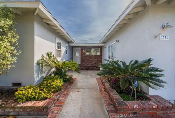 Newport Beach, CA 92660,1518 Priscilla LN