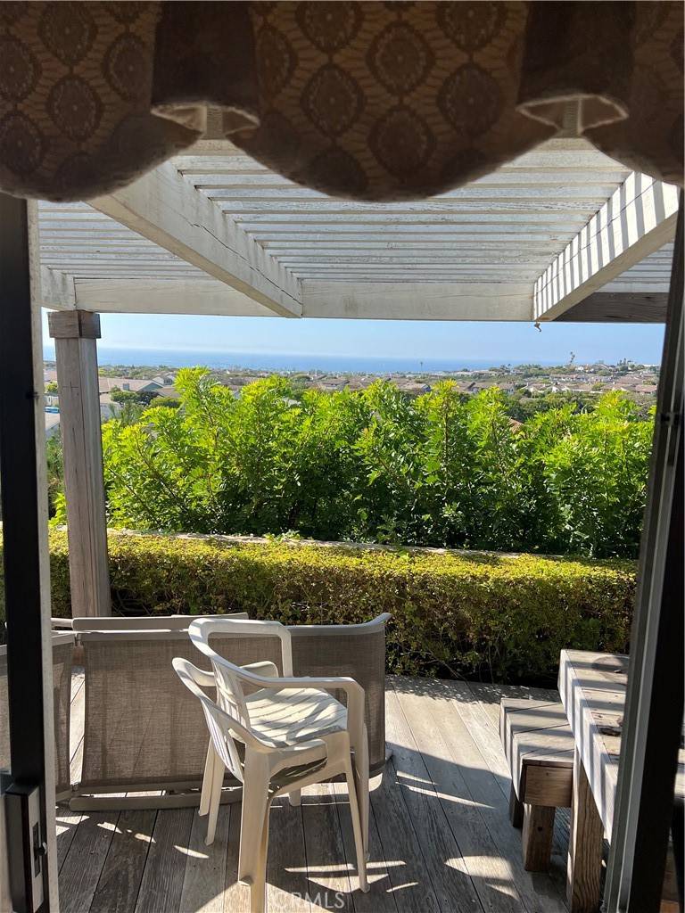 Corona Del Mar, CA 92625,1507 Seacrest DR